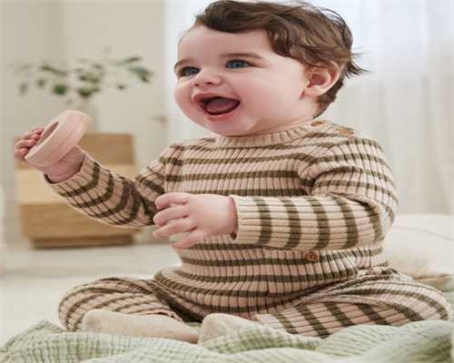 【导读】黑豆是大豆的一种，含较丰富的蛋白质、脂肪、碳水化合物...